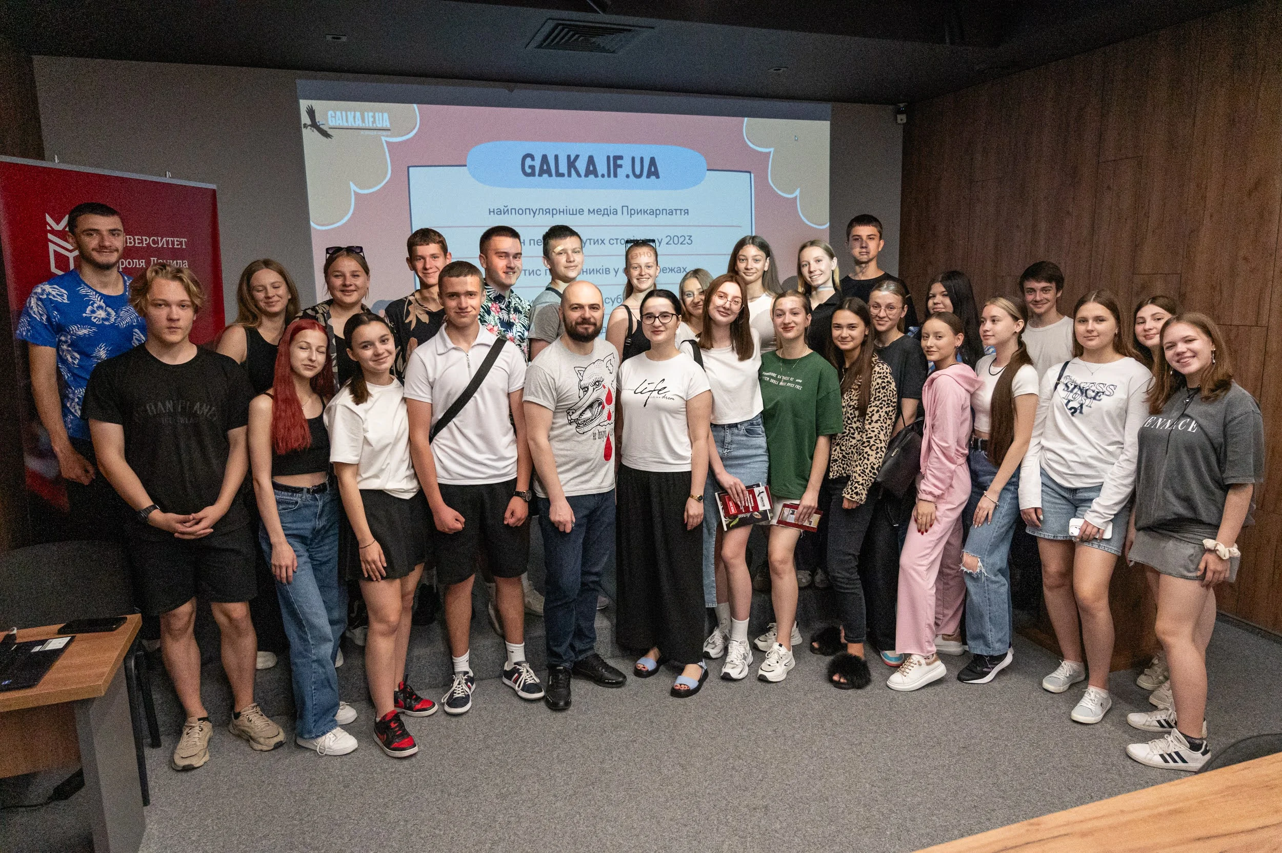 The team of the Galka media group conducts information hygiene training for students