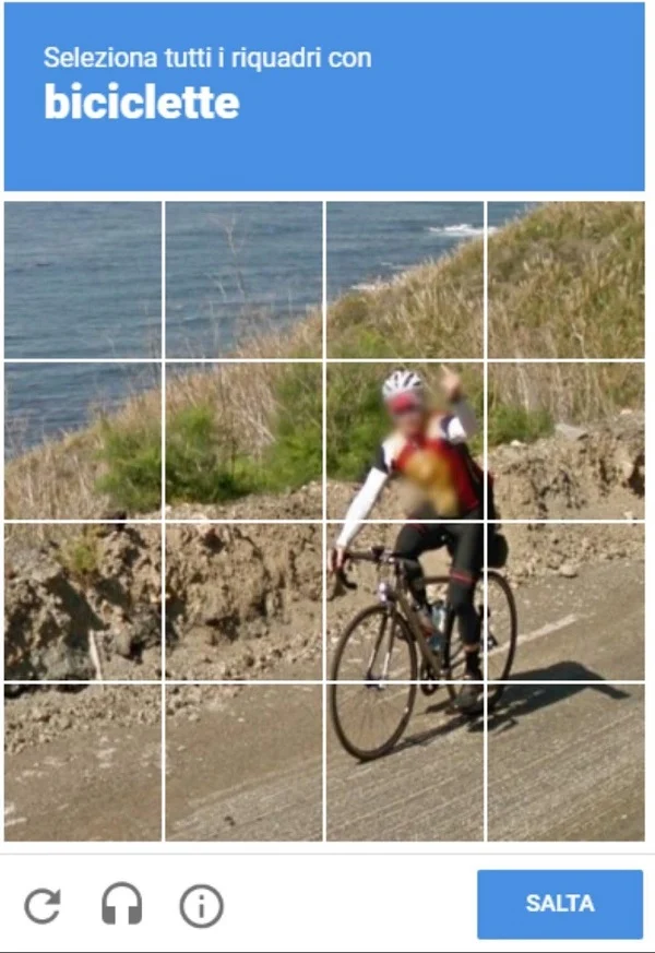 Пример распространенной капчи от Гугл reCAPTCHA v2